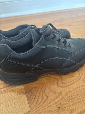 Ecco Men's Black Athletic Leather Sneakers